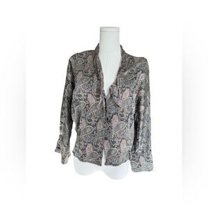 Cassant vintage 100% Silk Paisley Blouse with shoulder pads  (Size 4)